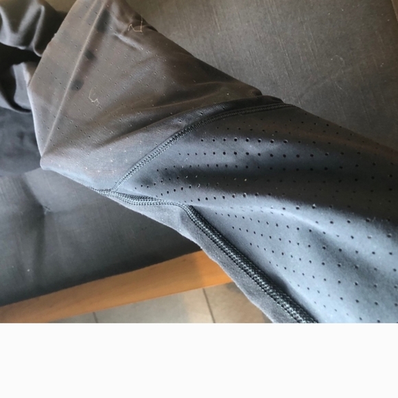 Chic lululemon mesh leggings - Picture 6 of 8